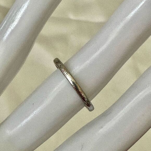 Black square silver tone ring - Picture 10 of 10